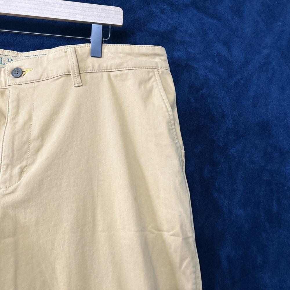 Ll Bean Mens Chino Pants Size 42W X 34 Khaki Standard Fit Straight Leg Lycra - Picture 4 of 15